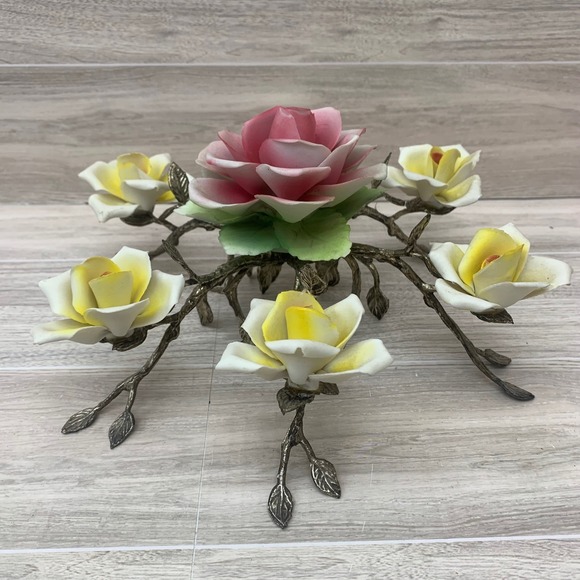 Vintage Ceramic Rose Flower Arrangement Display Centerpiece Gold Tone Metal